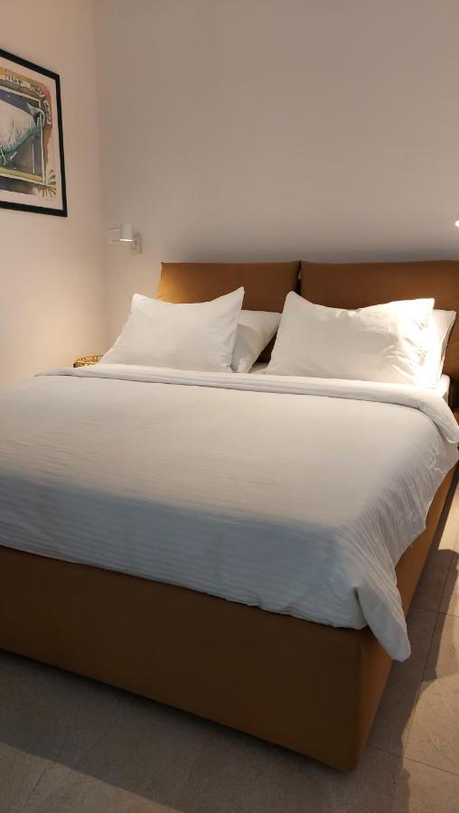 1/2 an Island Apartment Zadar Bagian luar foto